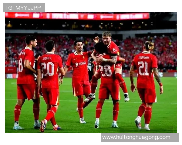 中日球迷热议利物浦对战利物浦的精彩对决与战术分析